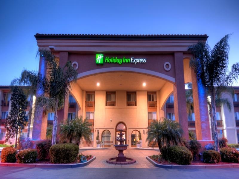 Holiday Inn Express Temecula, An Ihg Hotel Exterior photo
